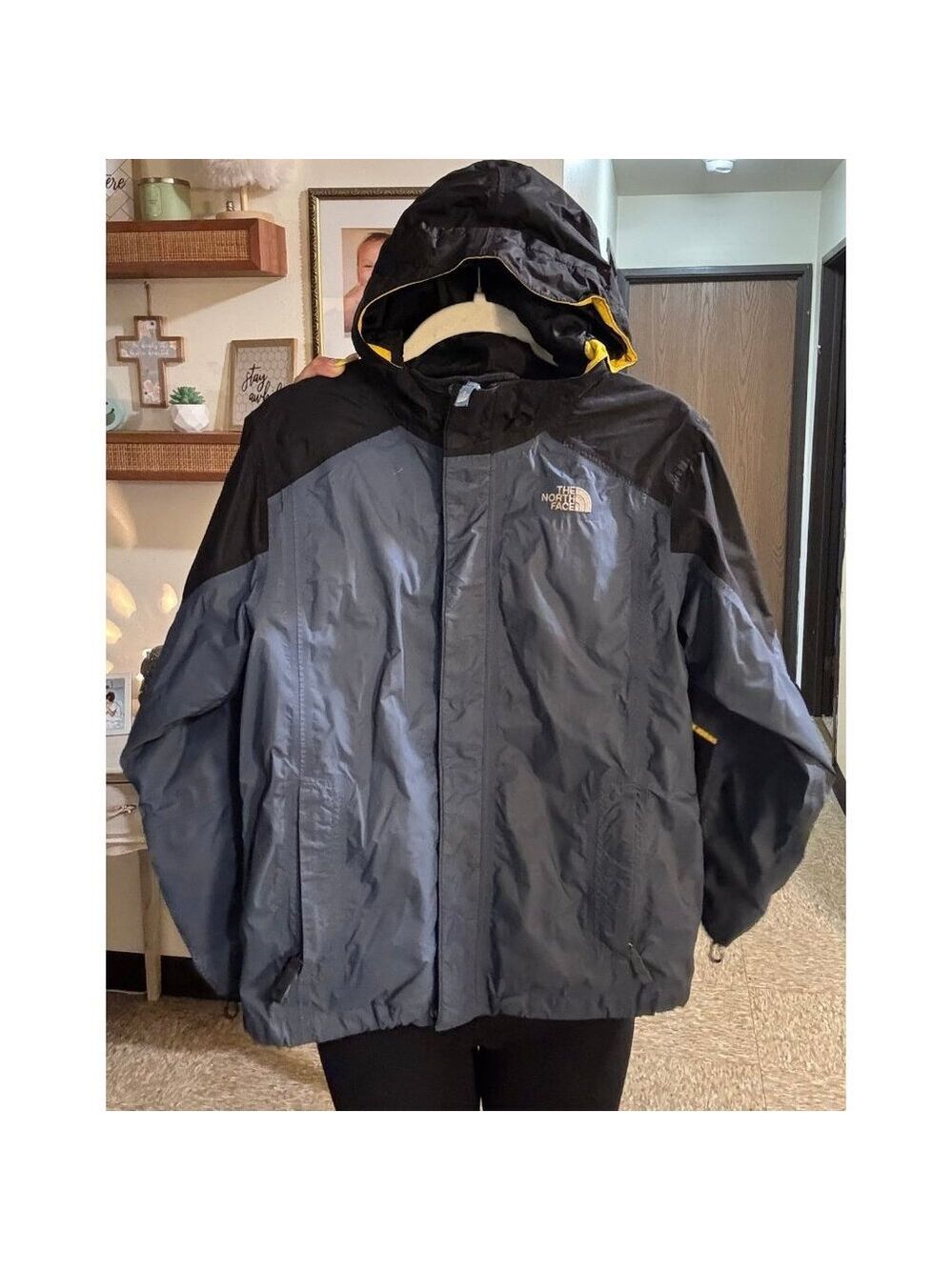 The North Face Stinson NF0A2SXN Dryvent Windbreaker Full Zip Rain Jacket